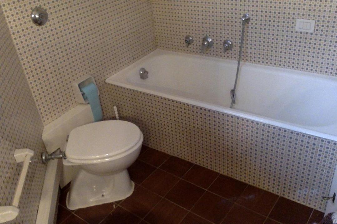 Xampilla'S Business City Mini Apartment Bassano Bassano del Grappa Exterior photo
